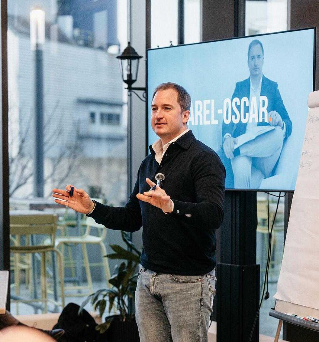 Waarom creatieven en consultants óók moeten leren verkopen